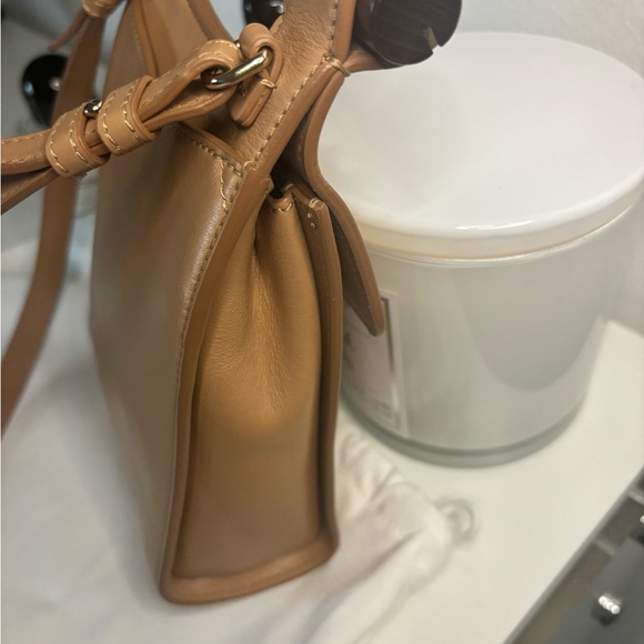 Chloe taupe magda top handle bag . Authentic - Picture 9 of 16